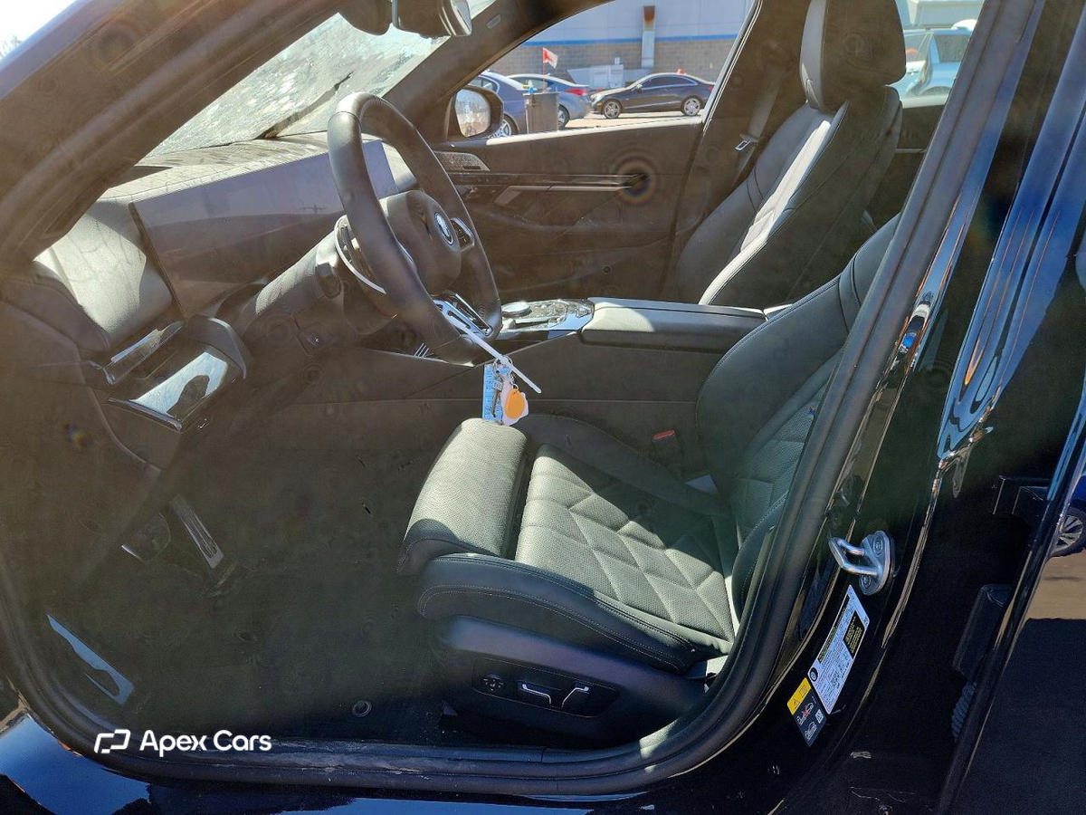 BMW i5 2025
