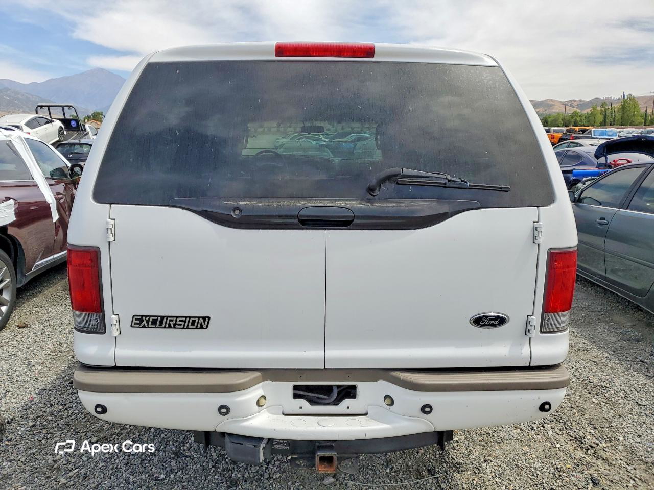 Ford Excursion 2004
