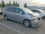 Toyota Sienna 2011