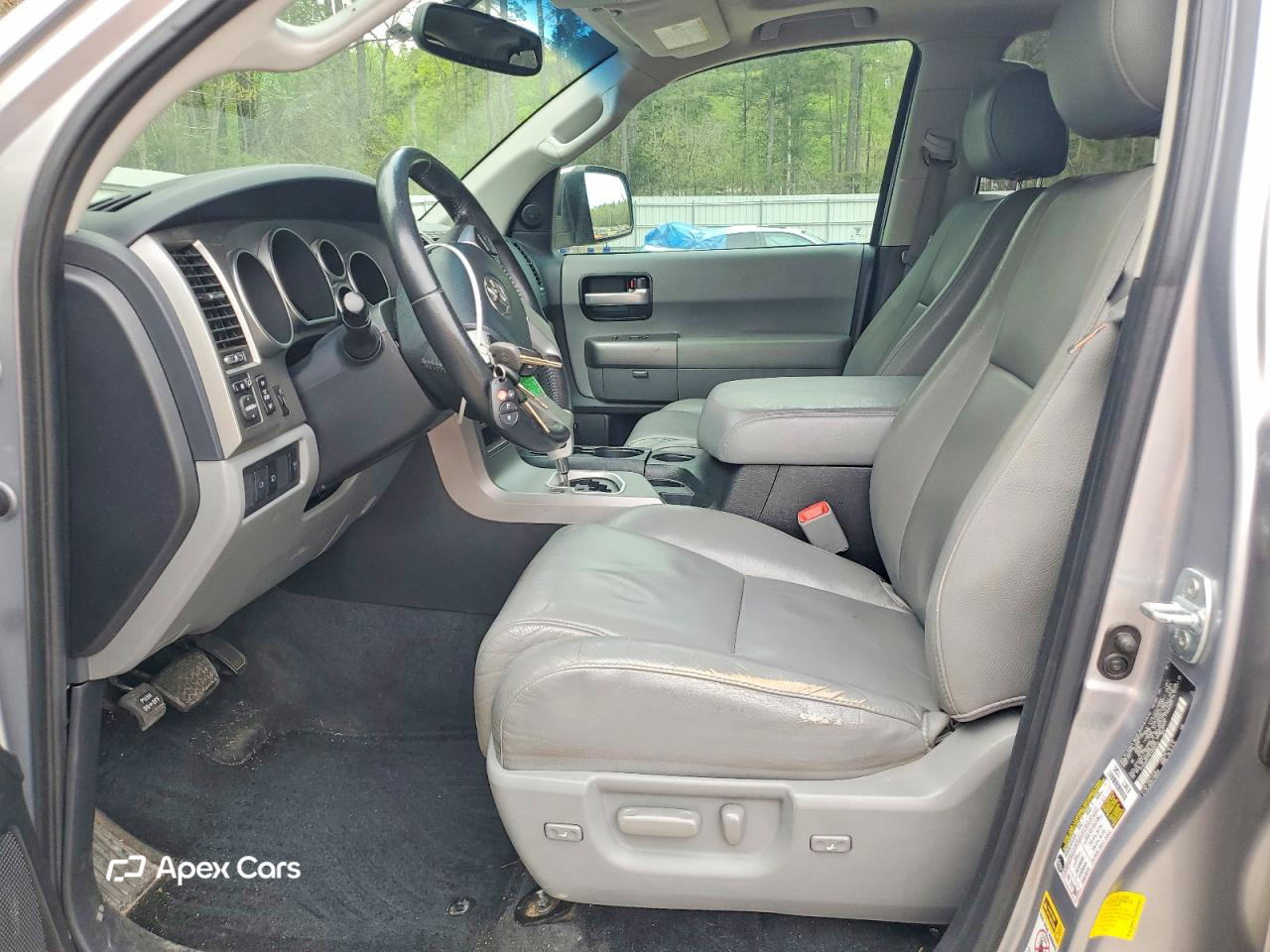 Toyota Sequoia 2014