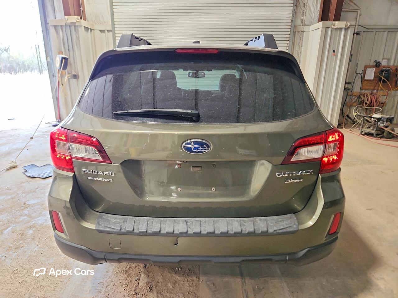 Subaru Outback 2015