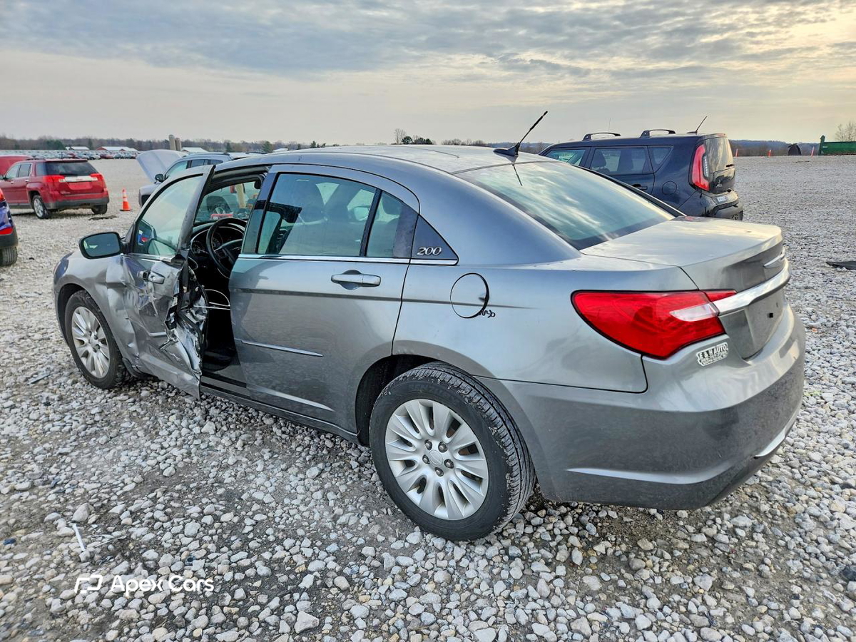 Chrysler 200 2012