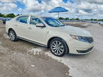 Lincoln MKS 2015
