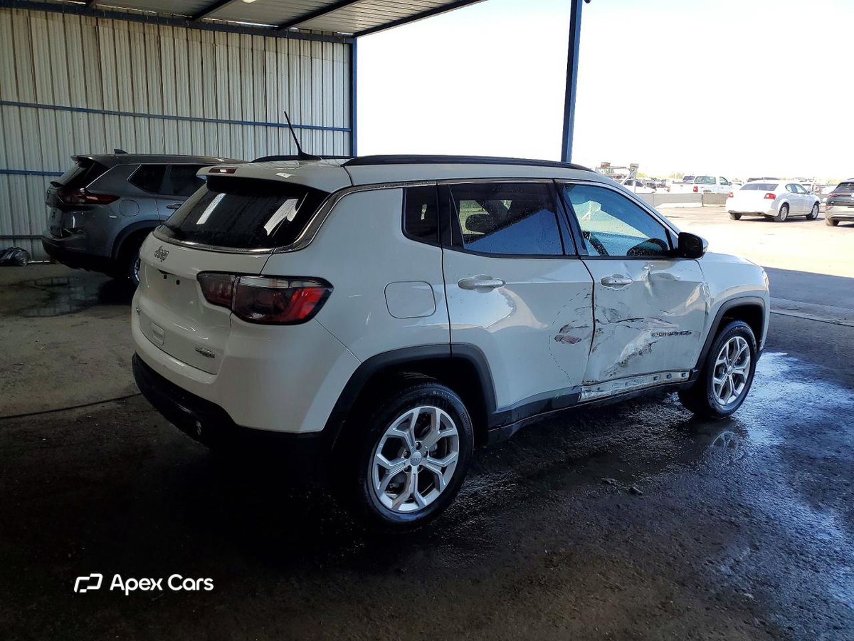 Jeep Compass 2024