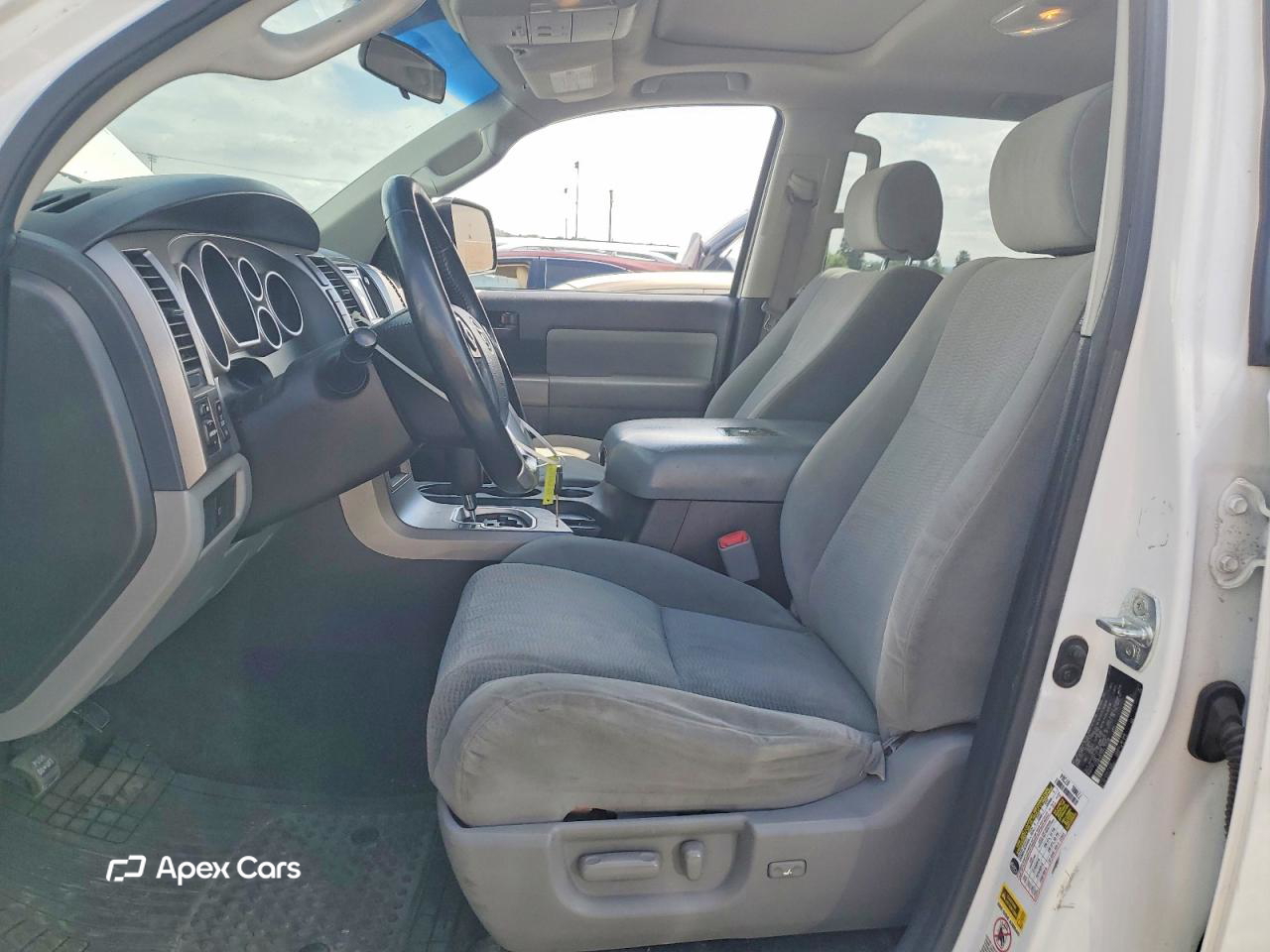 Toyota Sequoia 2017
