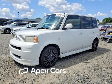 Toyota  2004 - Image 1 of 12