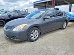 Nissan Altima 2012