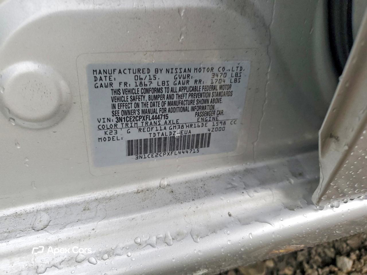 Nissan Versa 2015