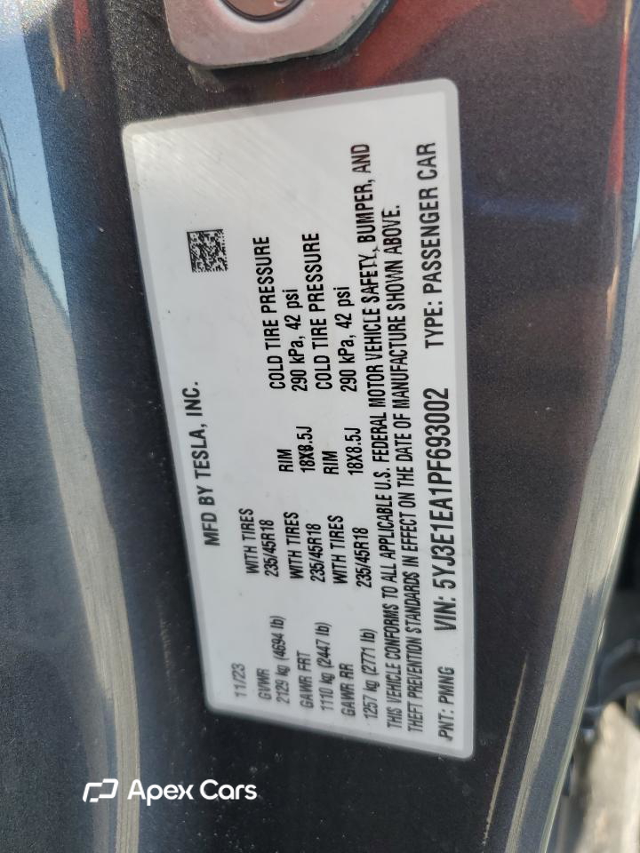 Tesla Model 3 2023