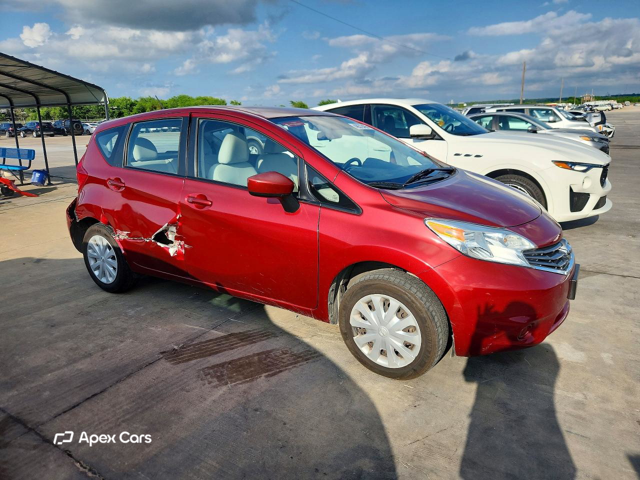 Nissan Versa 2016