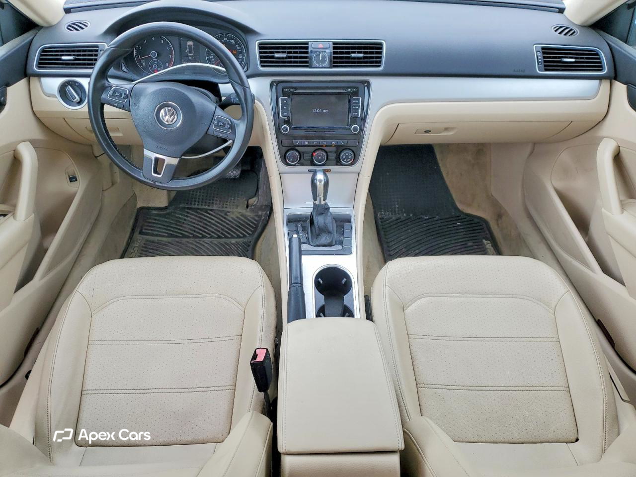 Volkswagen Passat 2013
