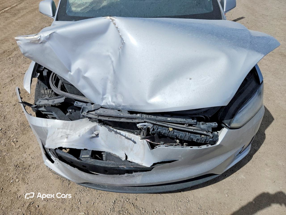 Tesla Model X 2016
