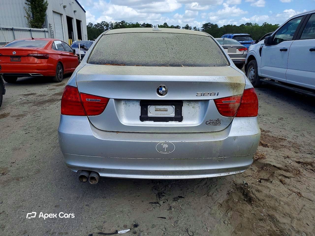BMW Series 3 2011