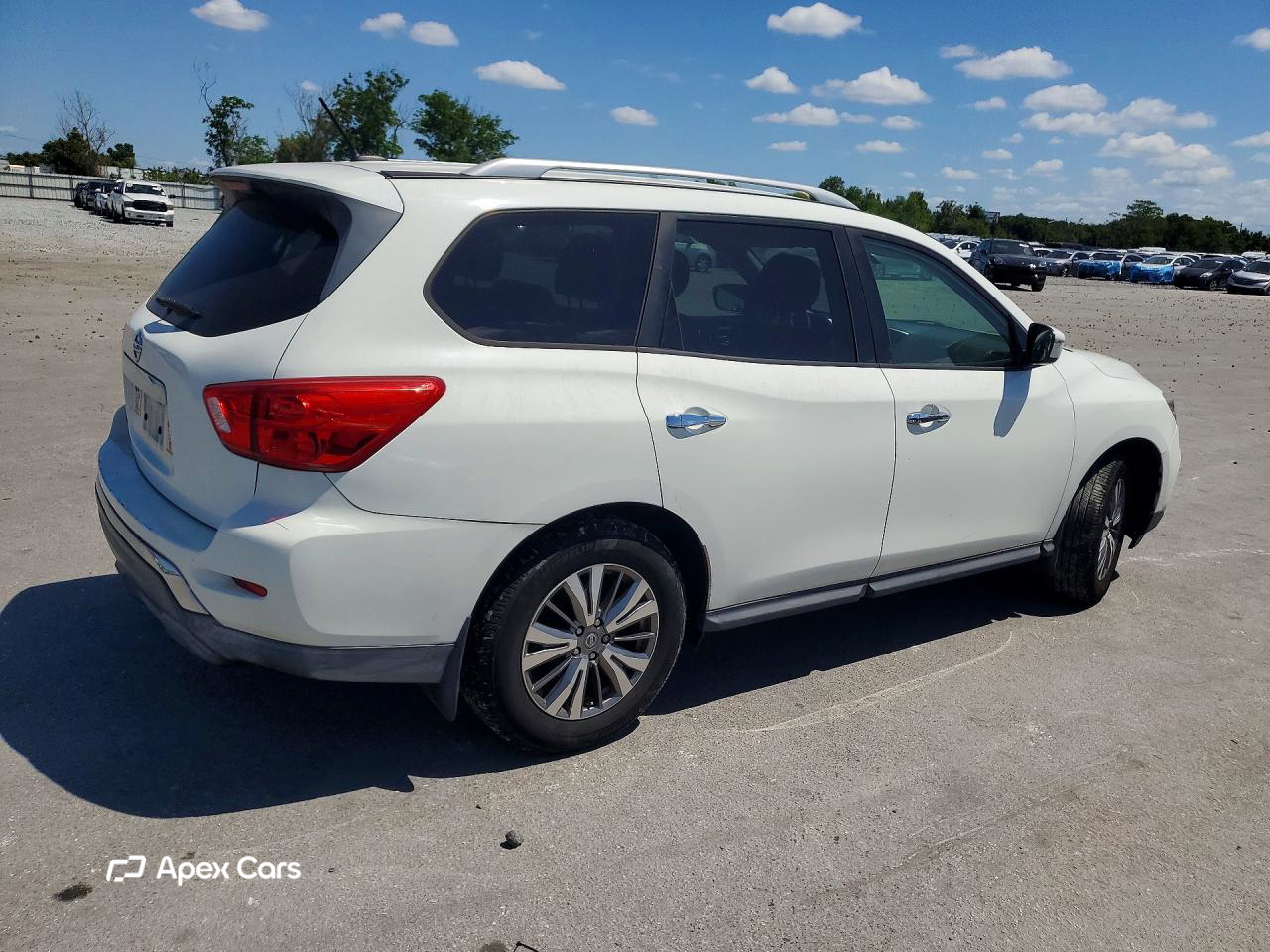 Nissan Pathfinder 2018
