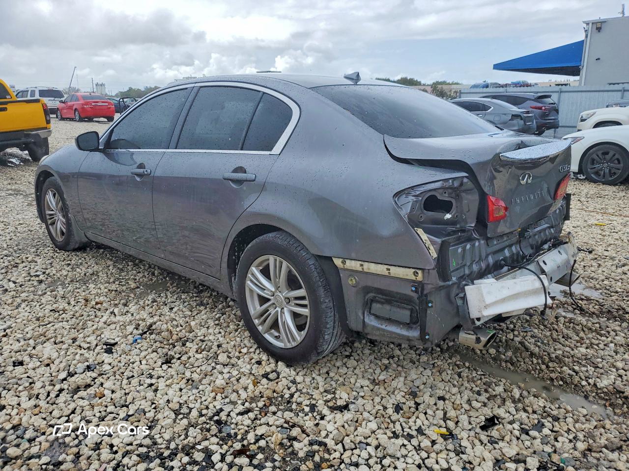 Infiniti G 2013