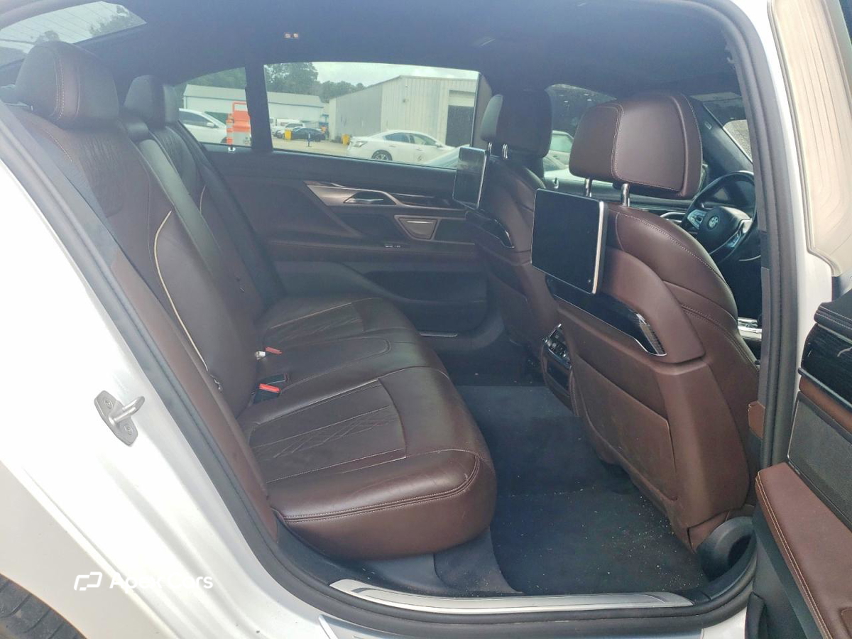 BMW Series 7 2016
