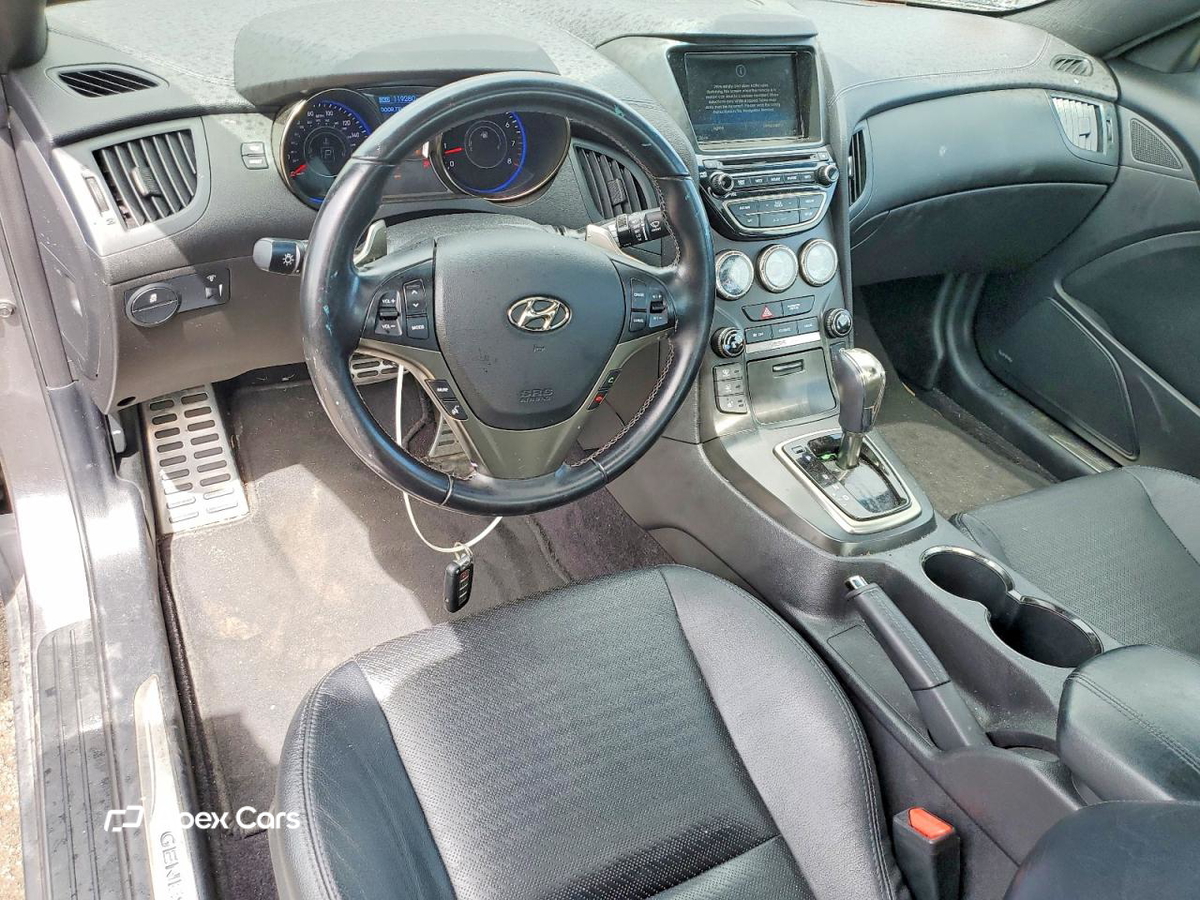 Hyundai Genesis 2014