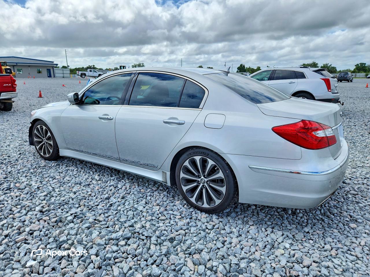 Hyundai Genesis 2012