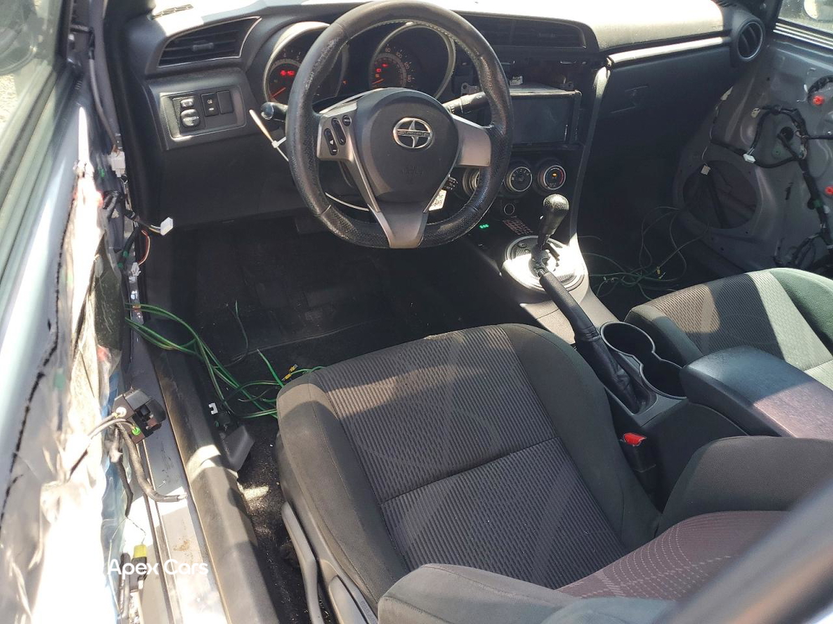 Scion tC 2012