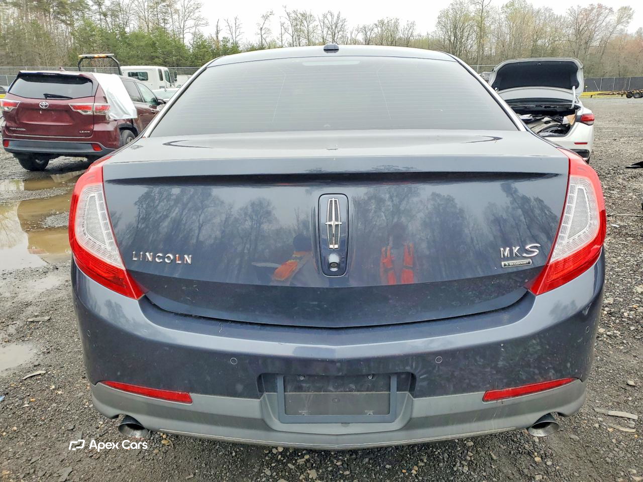 Lincoln MKS 2013