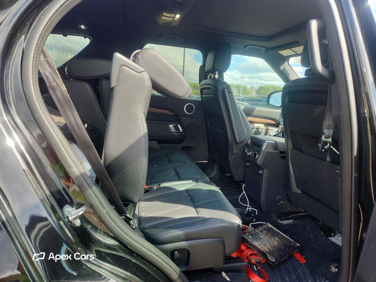 Land Rover Discovery 2019