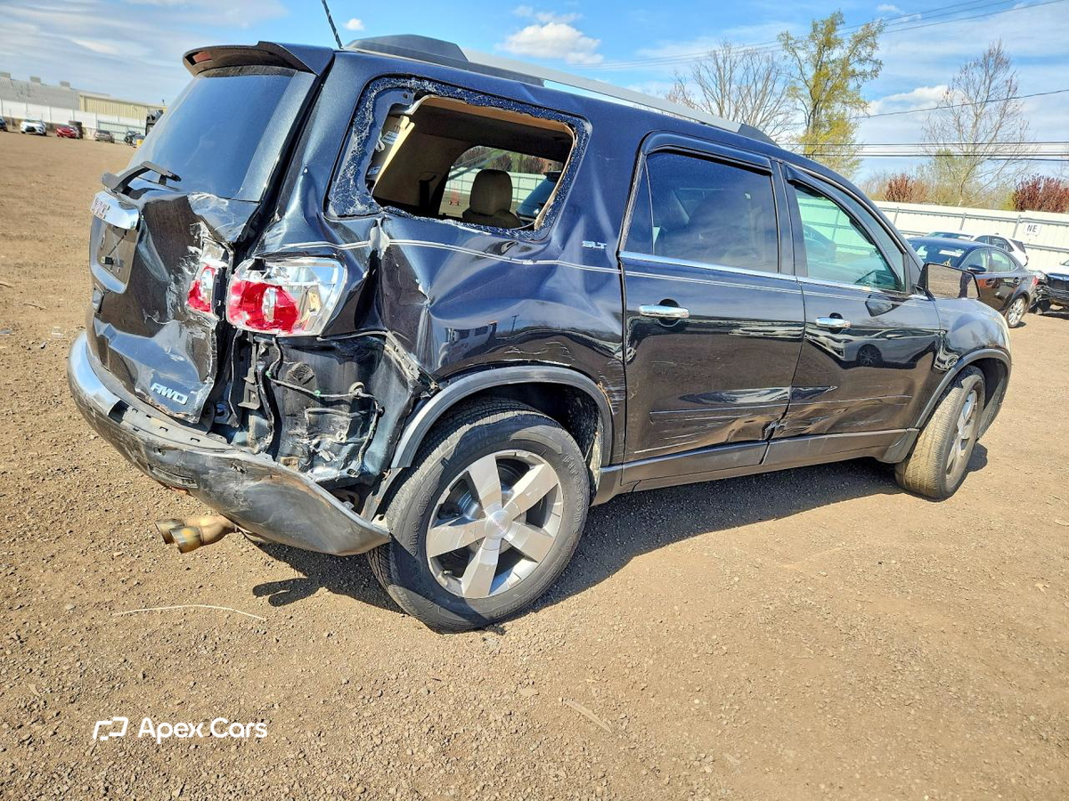 GMC Acadia 2011