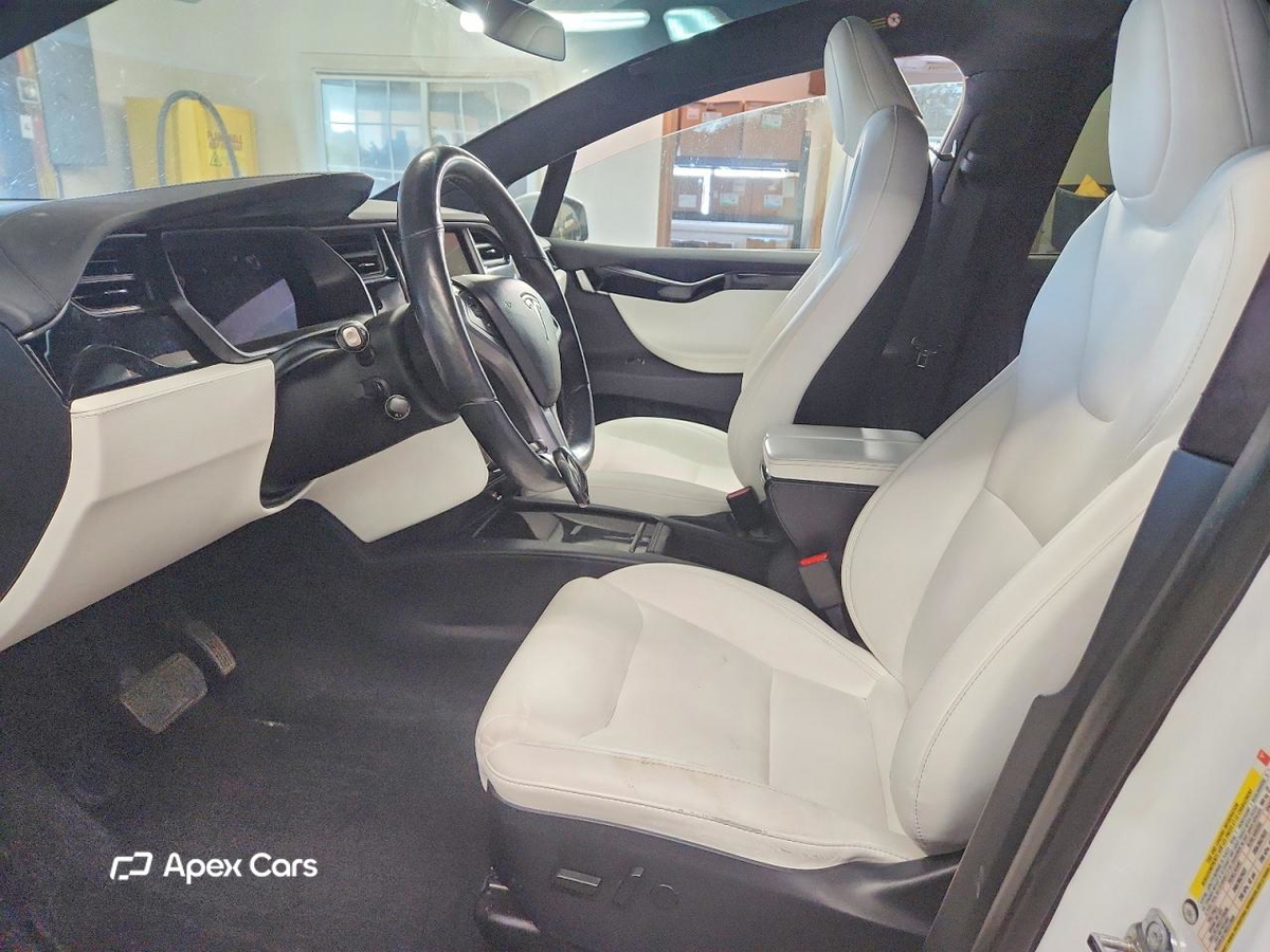 Tesla Model X 2020
