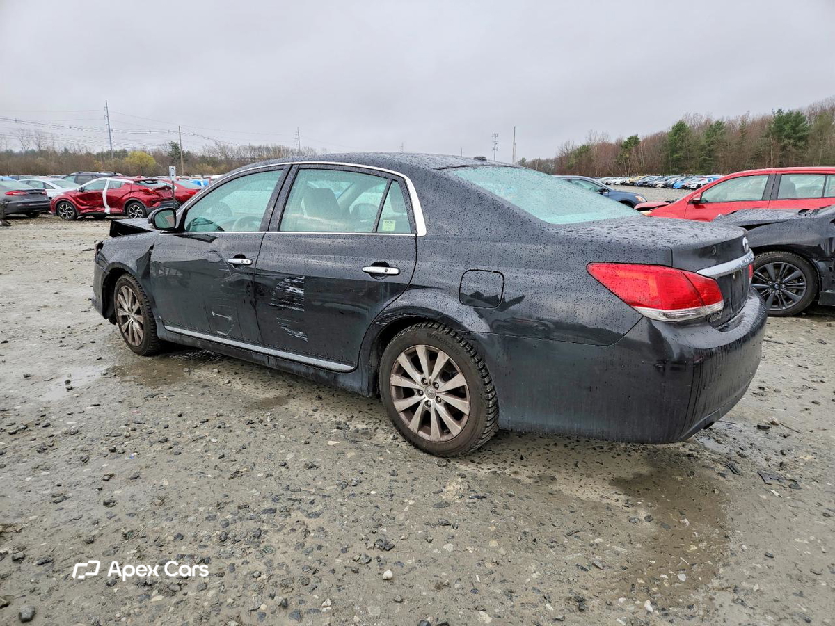Toyota Avalon 2011