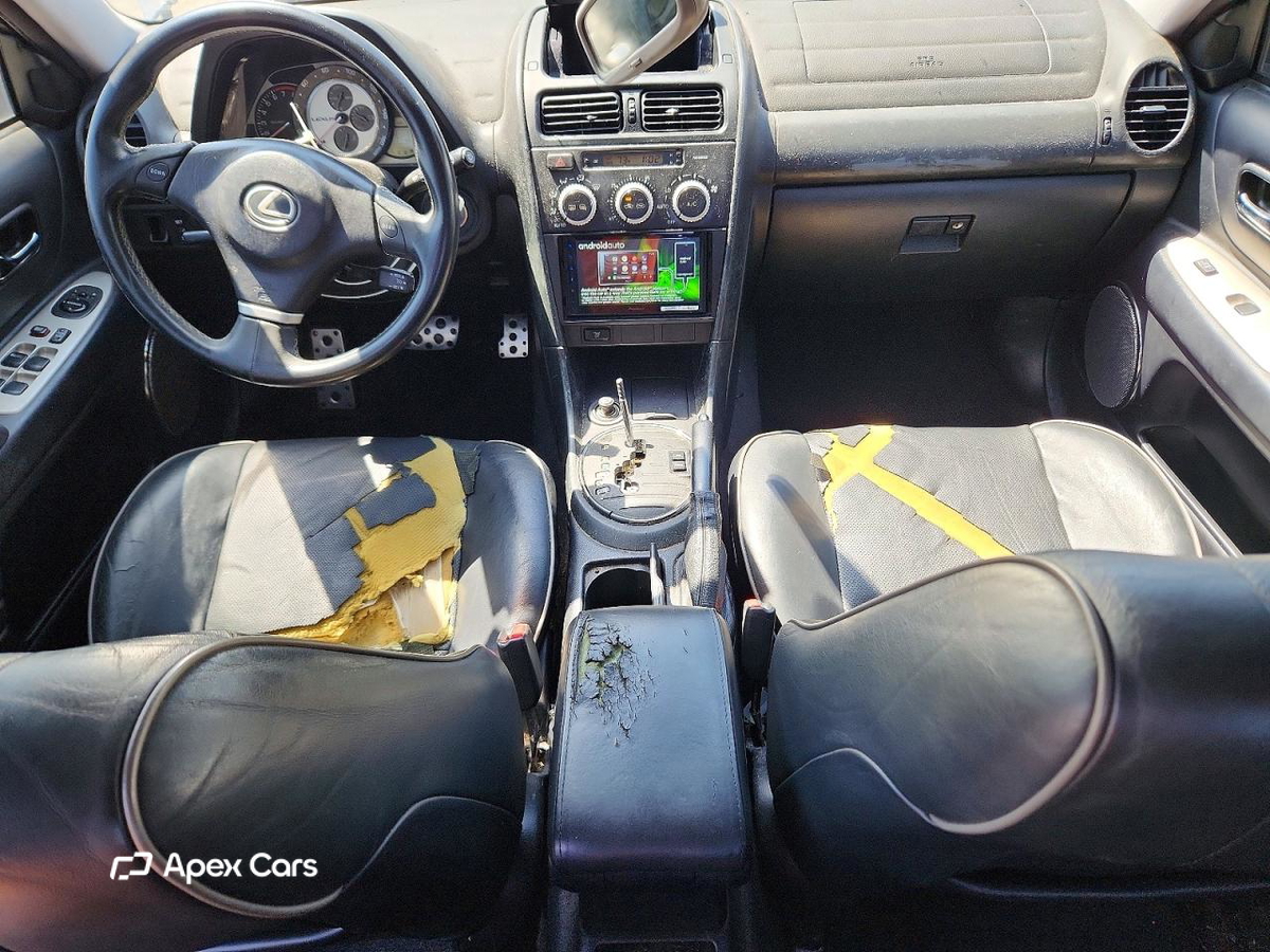 Lexus IS 2002