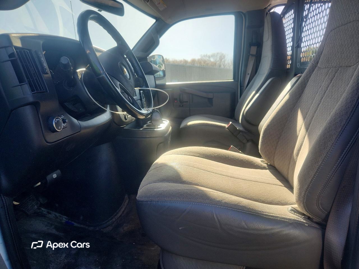 Chevrolet Express 2021