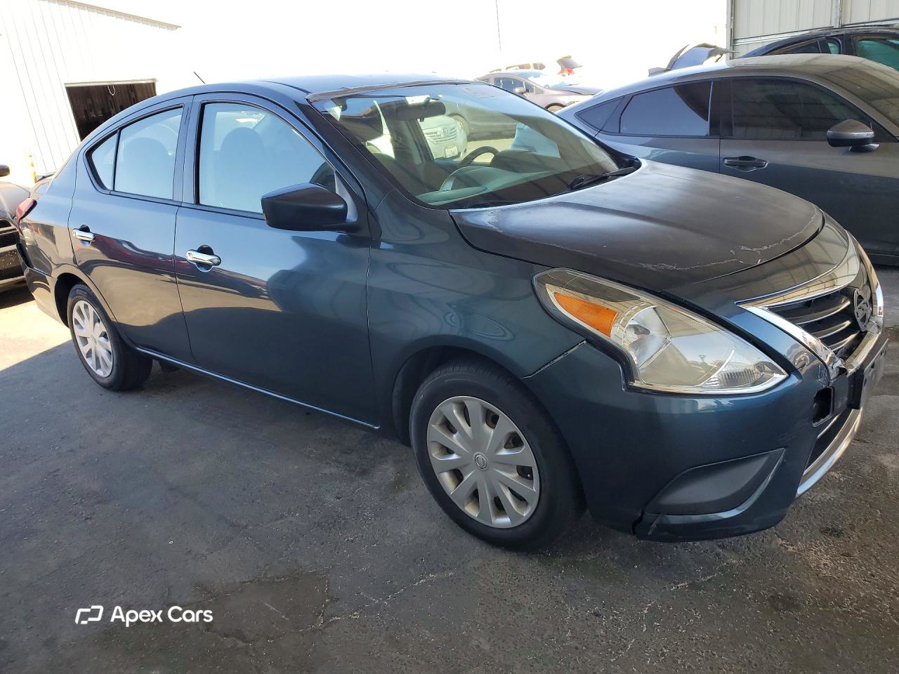 Nissan Versa 2016