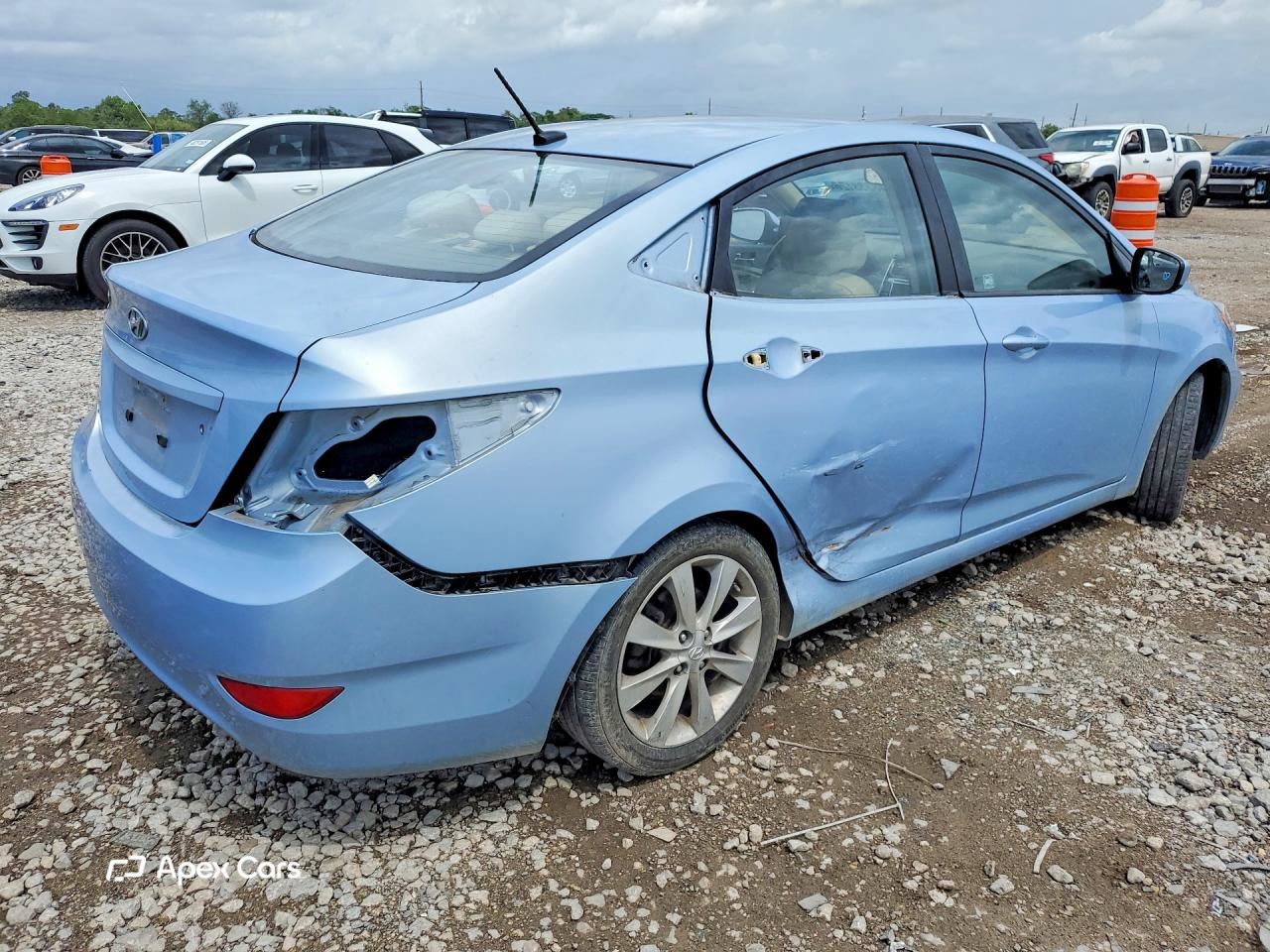 Hyundai Accent 2012