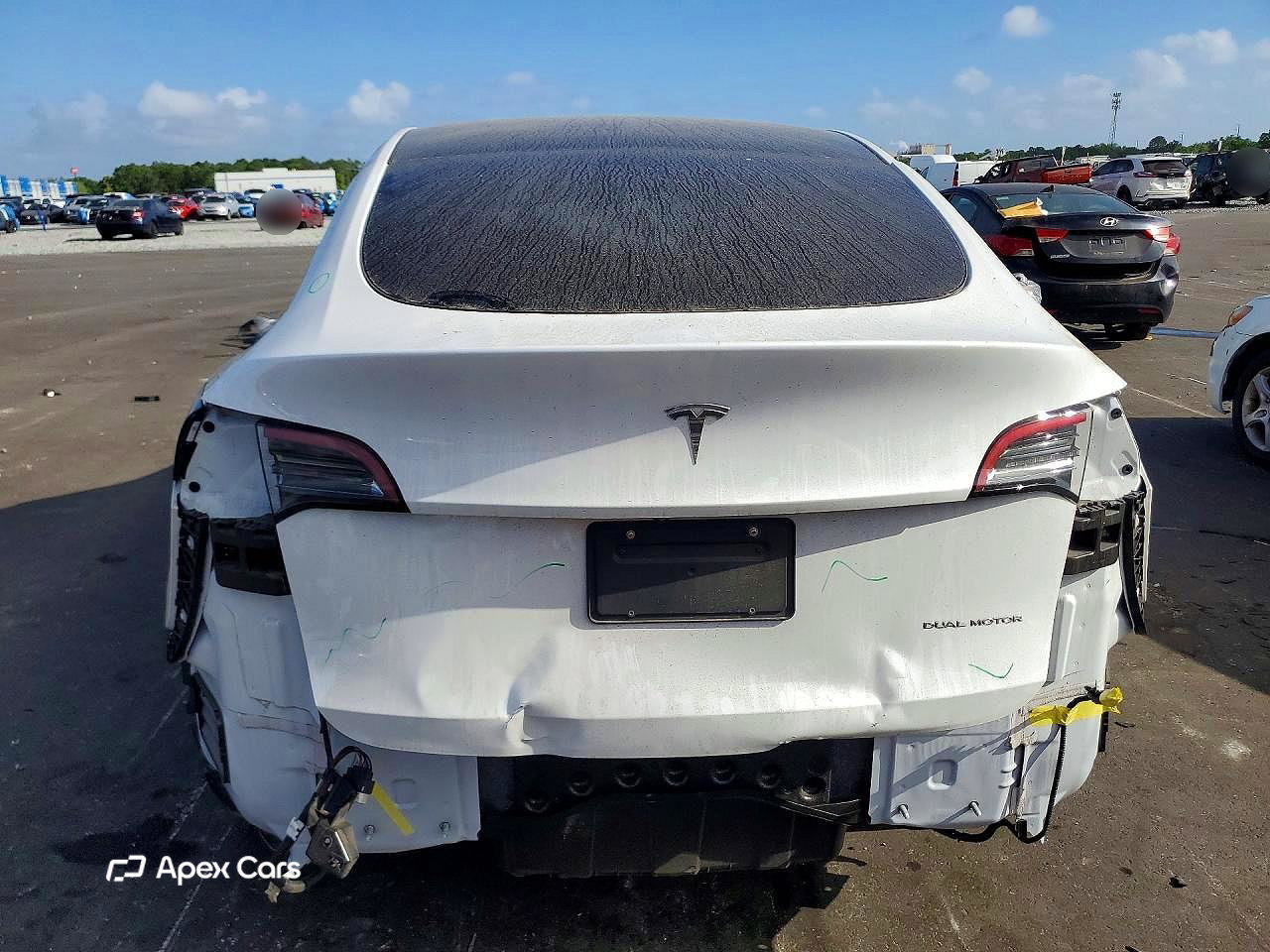 Tesla Model Y 2022