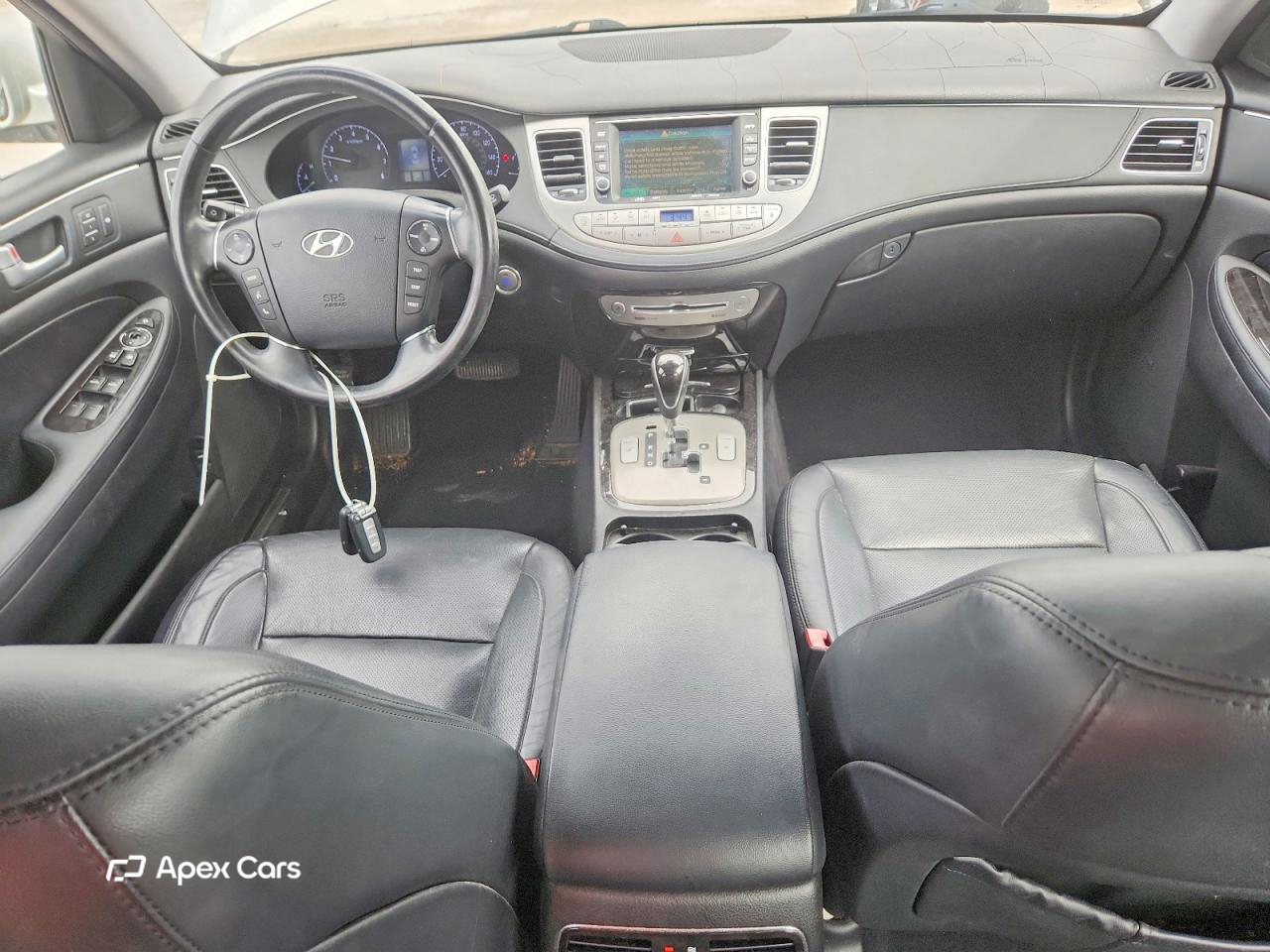 Hyundai Genesis 2013
