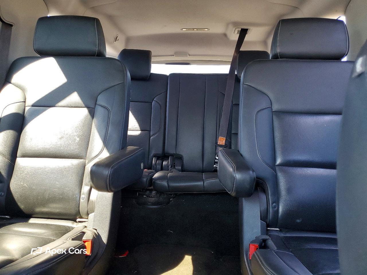 Chevrolet Suburban 2016