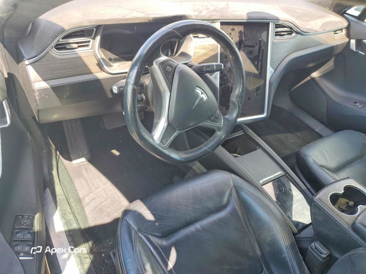 Tesla Model S 2015