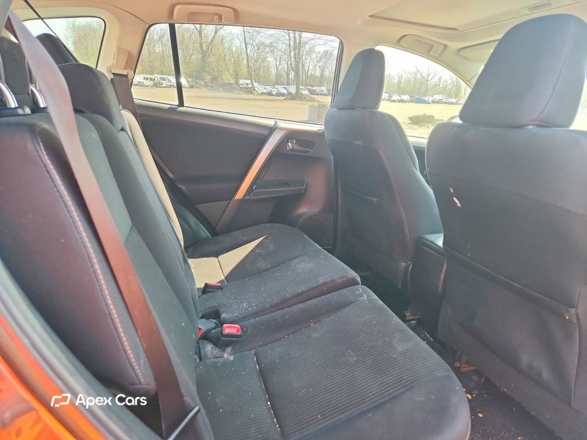 Toyota RAV 4 2015