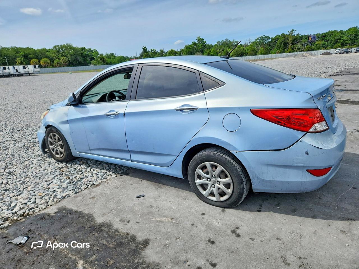 Hyundai Accent 2012
