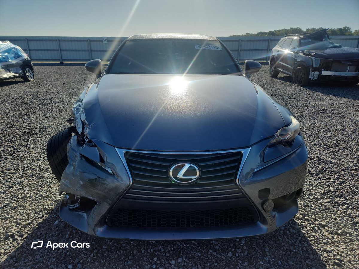 Lexus IS 2016