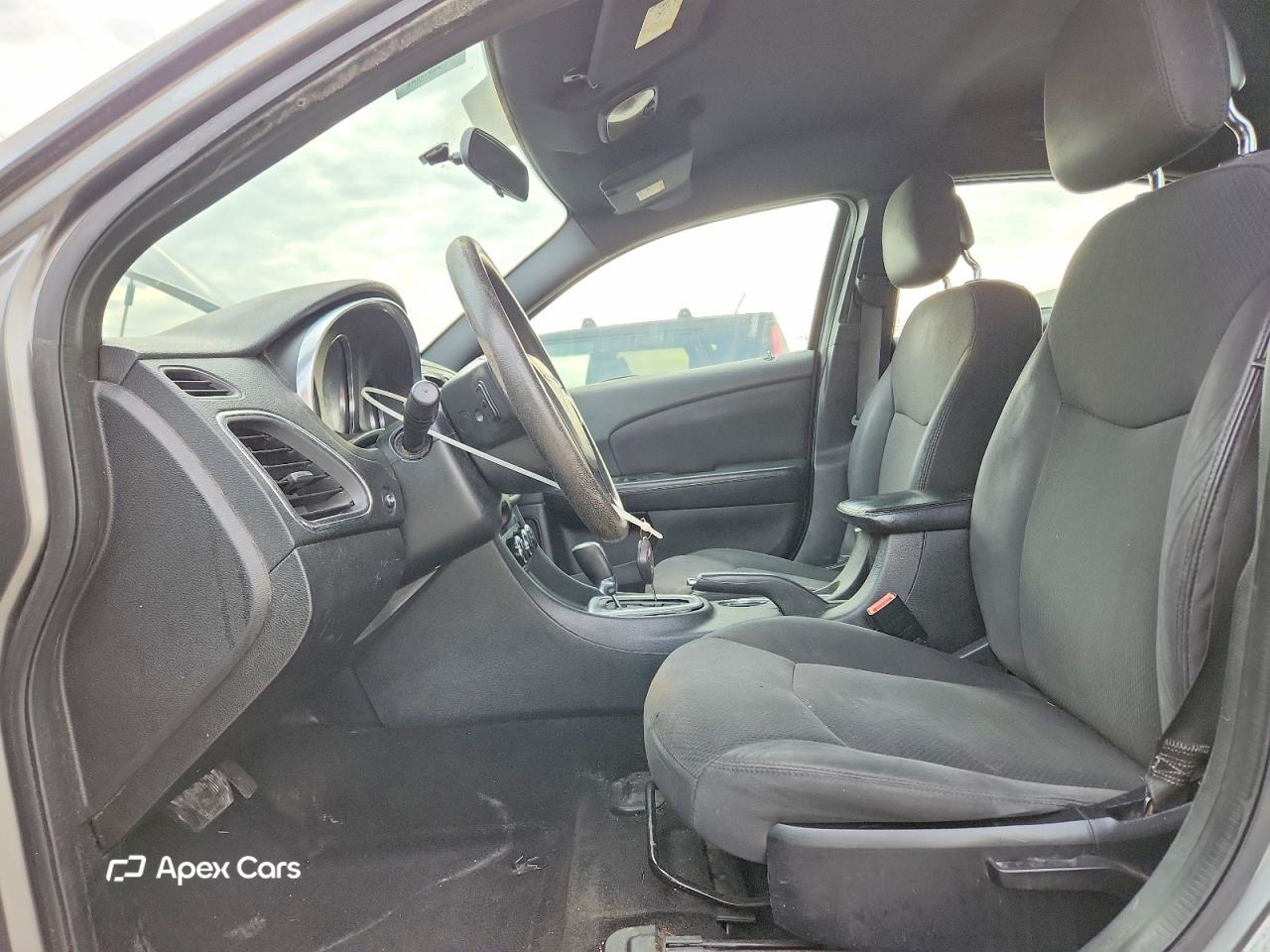 Chrysler 200 2012