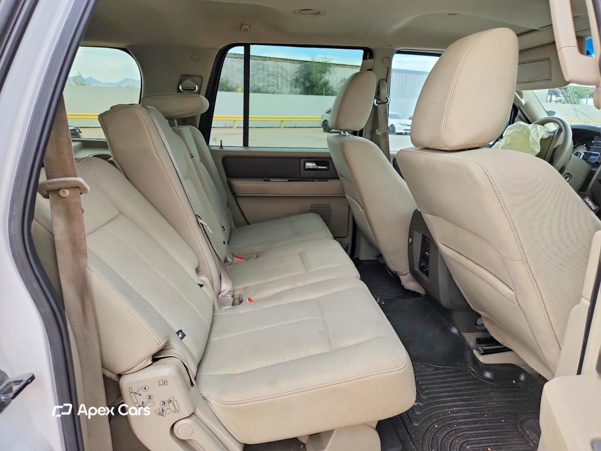 Ford Expedition 2011
