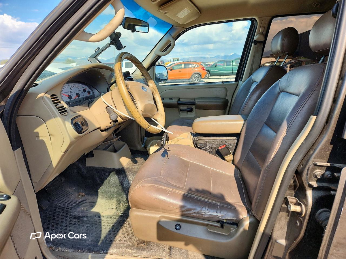 Ford Explorer 2005