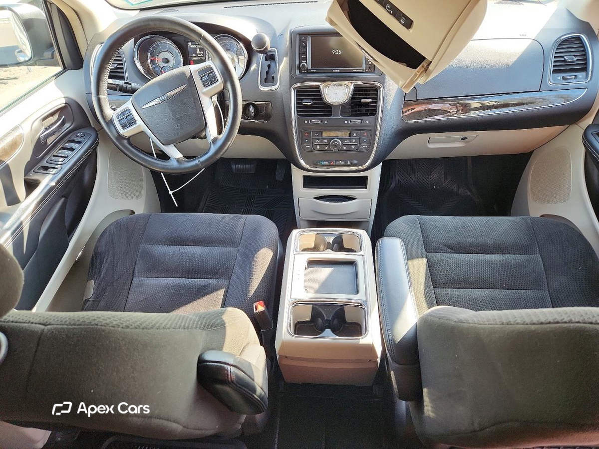 Chrysler Voyager 2015