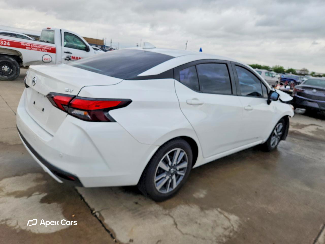 Nissan Versa 2021