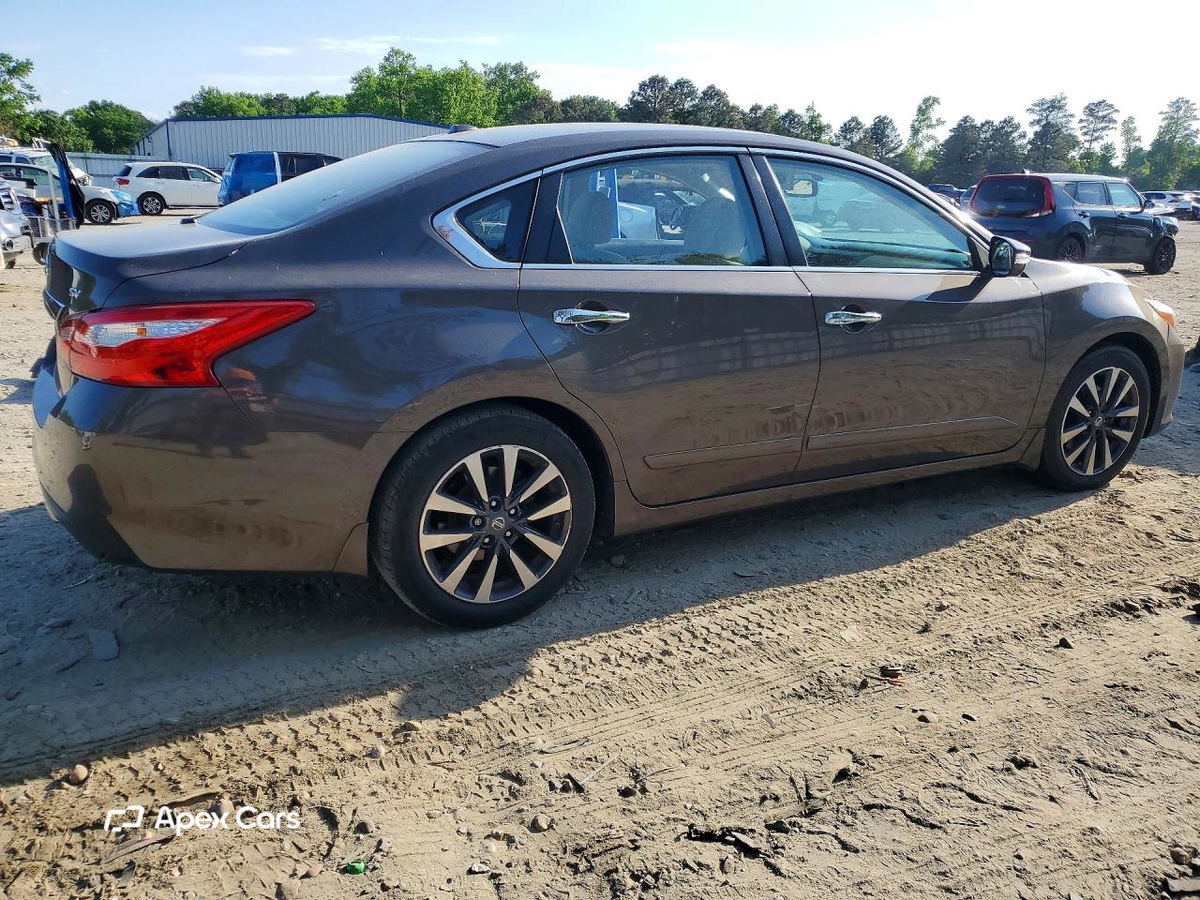 Nissan Altima 2017