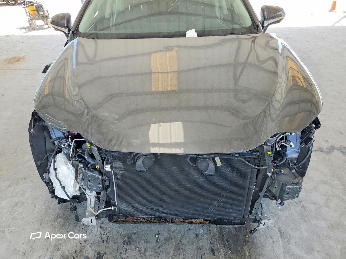 Lexus NX 2025