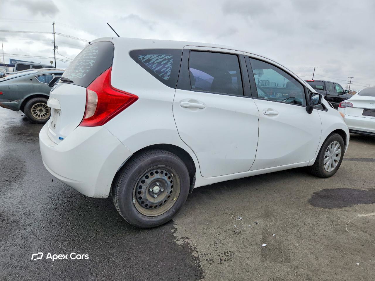 Nissan Versa 2015