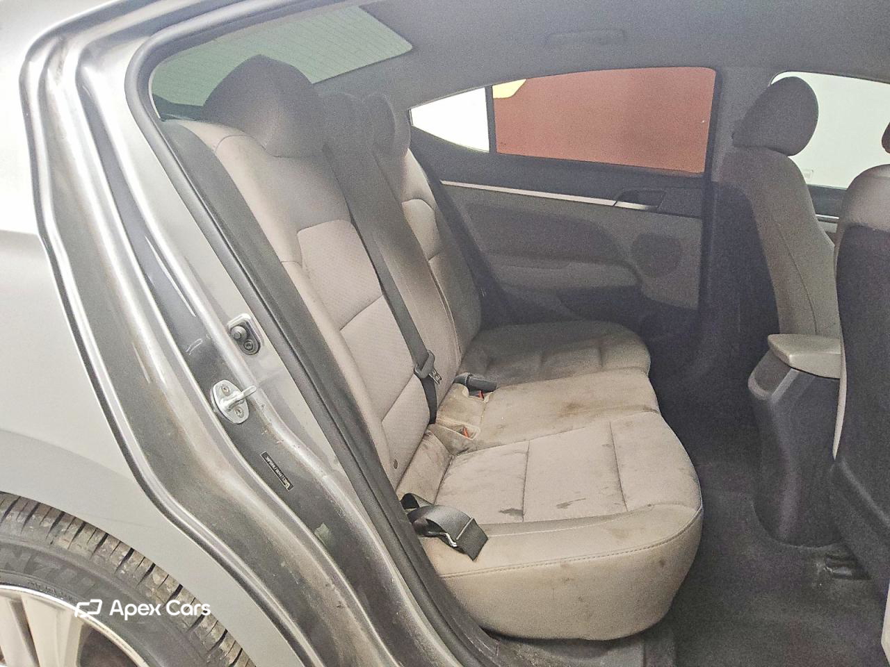 Hyundai Elantra 2019