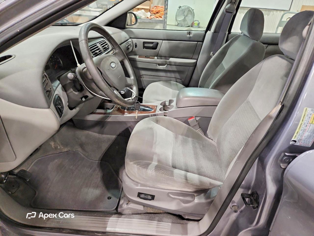 Ford Taurus 2006