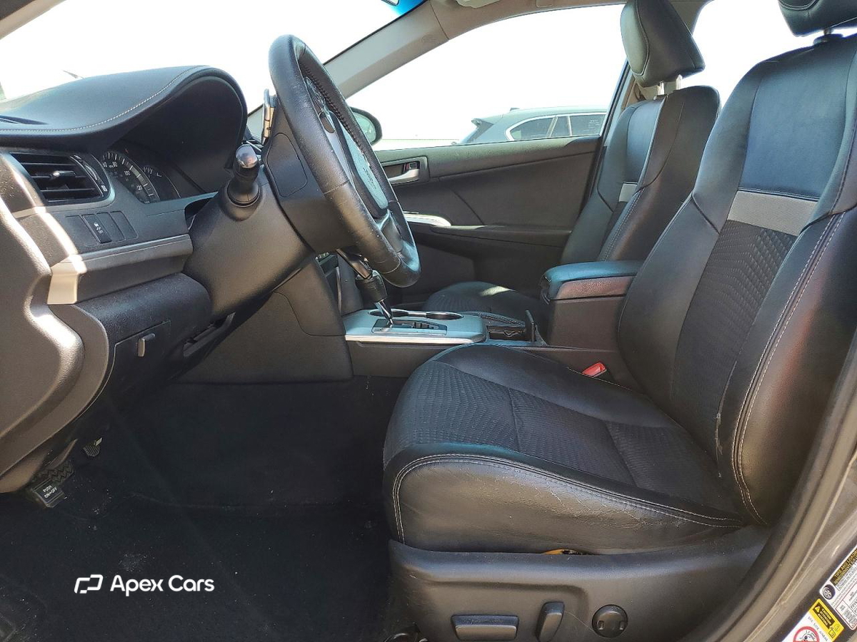 Toyota Camry 2012